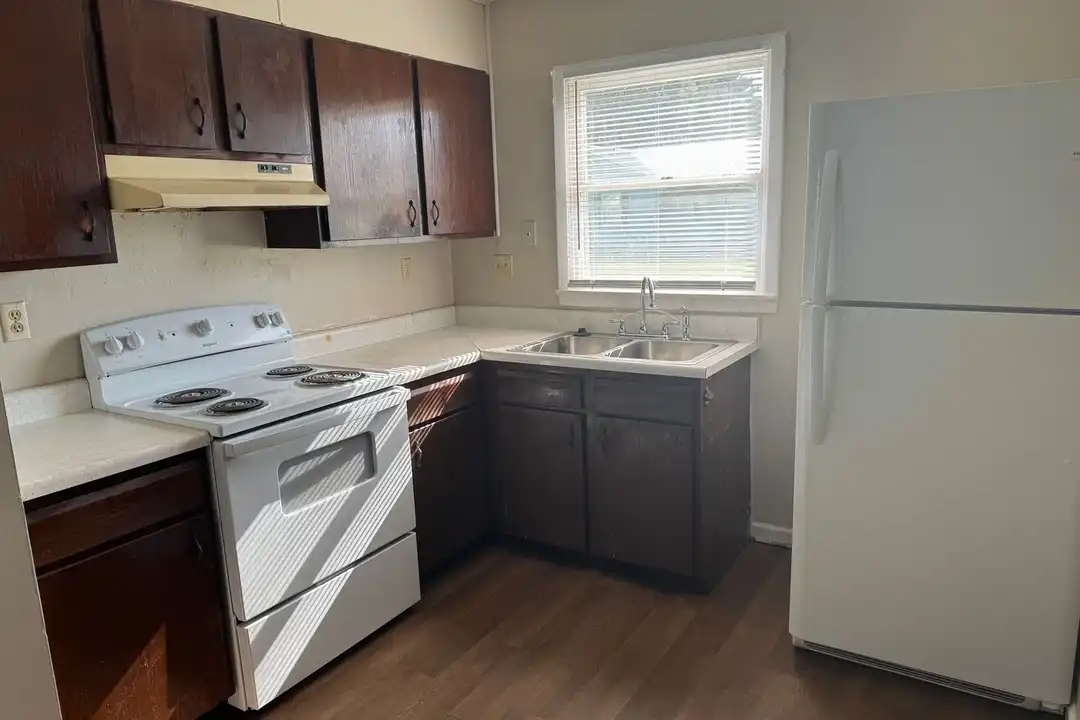 4328 Walnut Rd unit H – photo 1 of 7