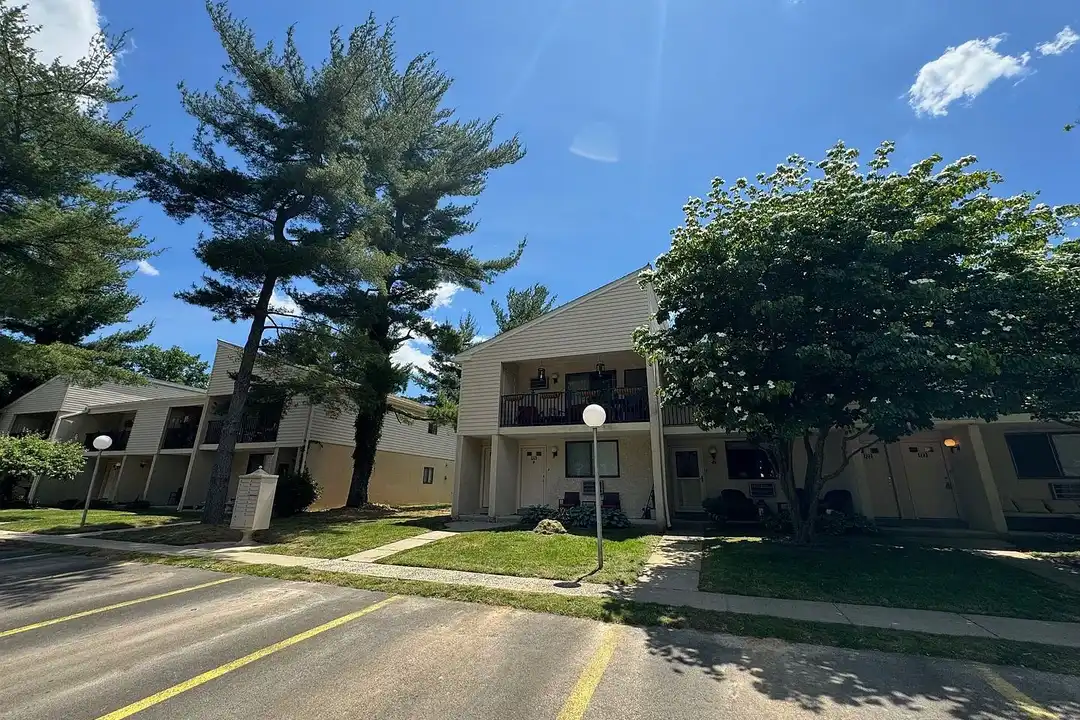 Valley Brook Apartments – photo 1 of 17