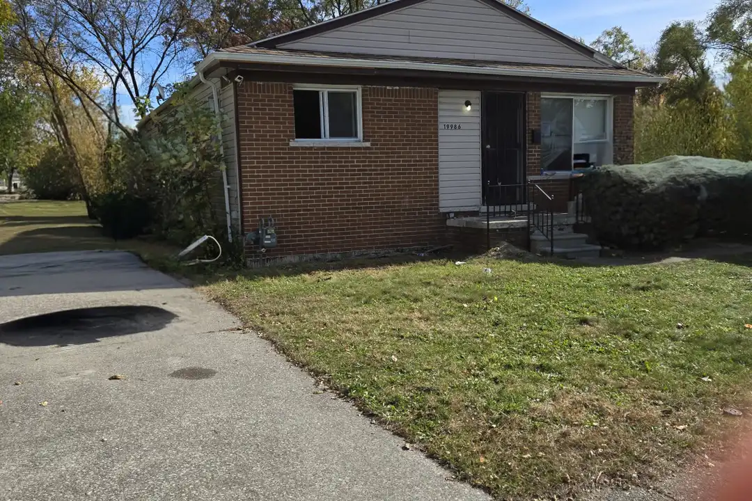 19986 Cherrylawn St - View 2