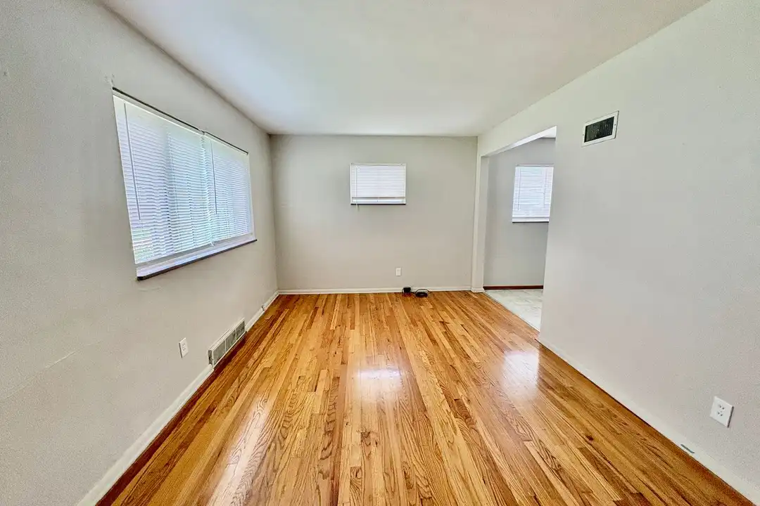 7104 Plateau Ave unit 7104-1 Plateau – photo 1 of 10