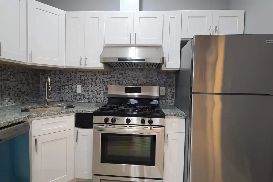 100 Griffith St #3L - View 5