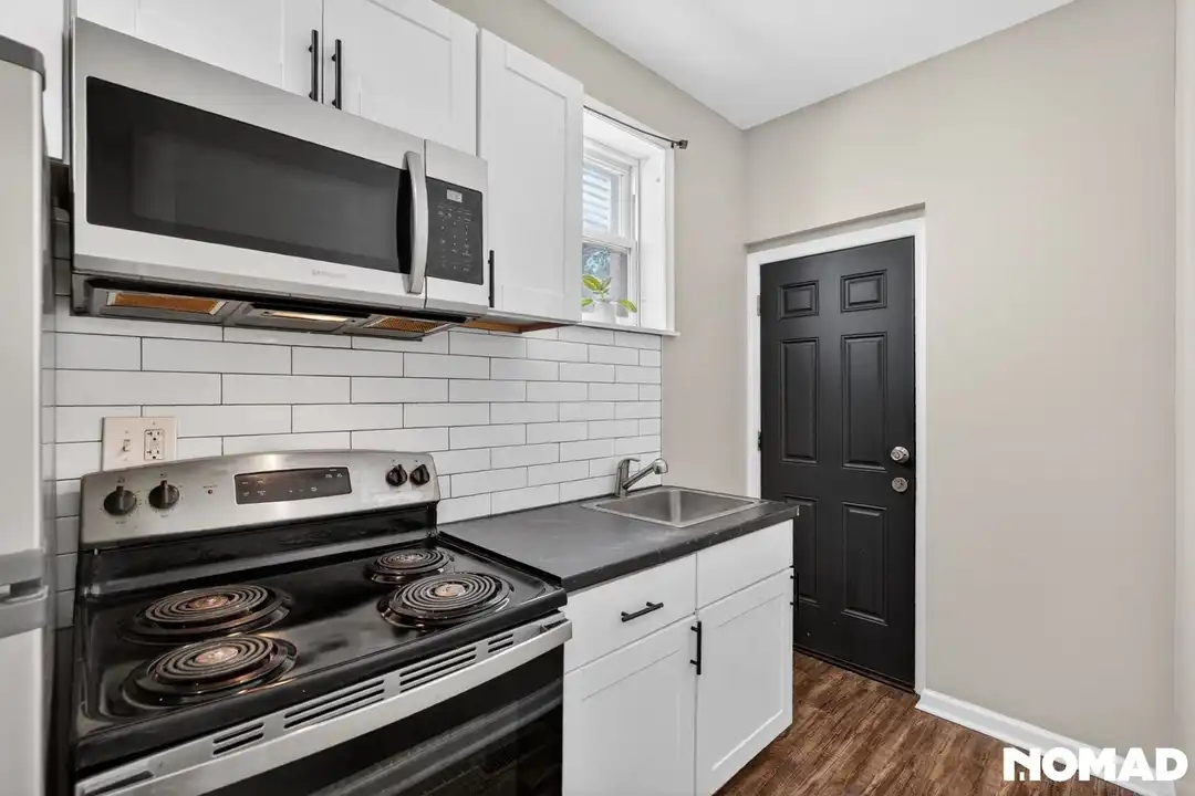 1321 N 60th St - View 3