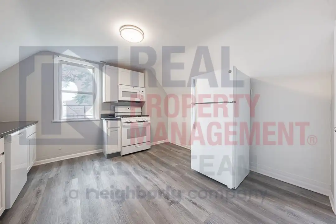 1930 Coltman Rd unit Unit #4 – photo 1