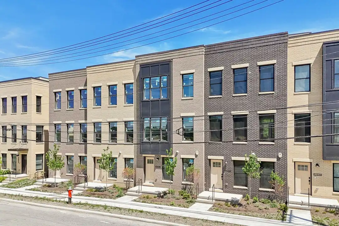 11218 N Park Pl – photo 1