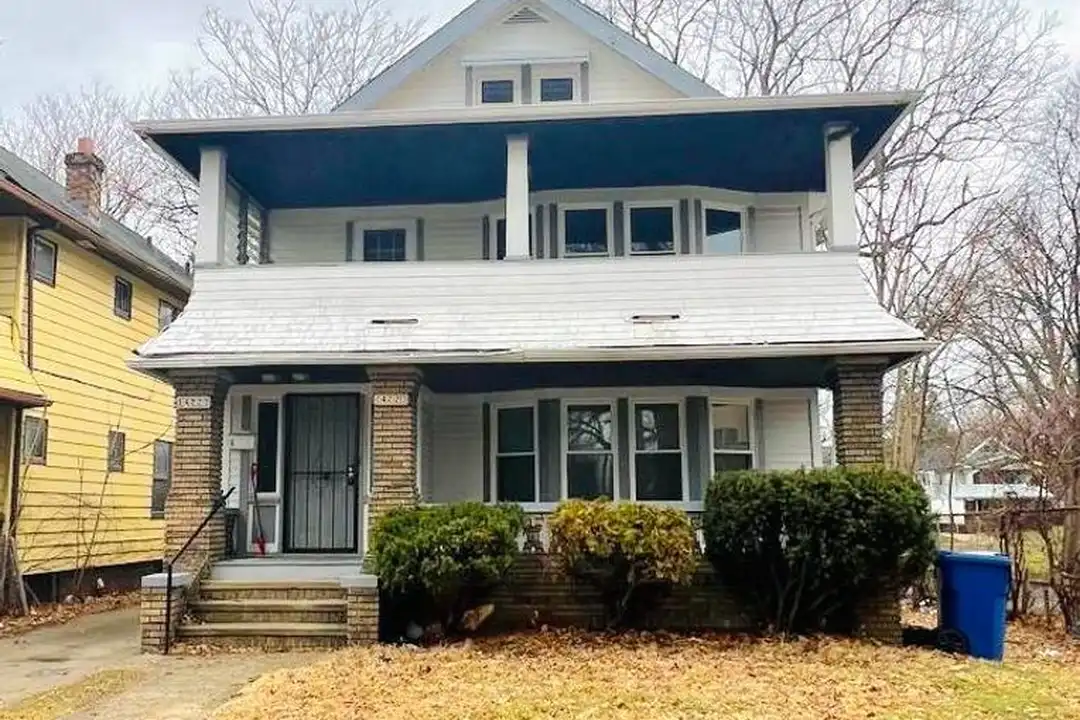 14221 Glenside Rd unit UP – photo 1