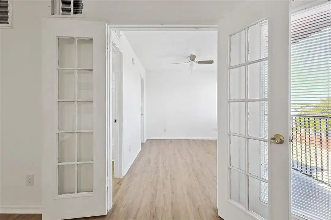 9839 Walnut St - View 5