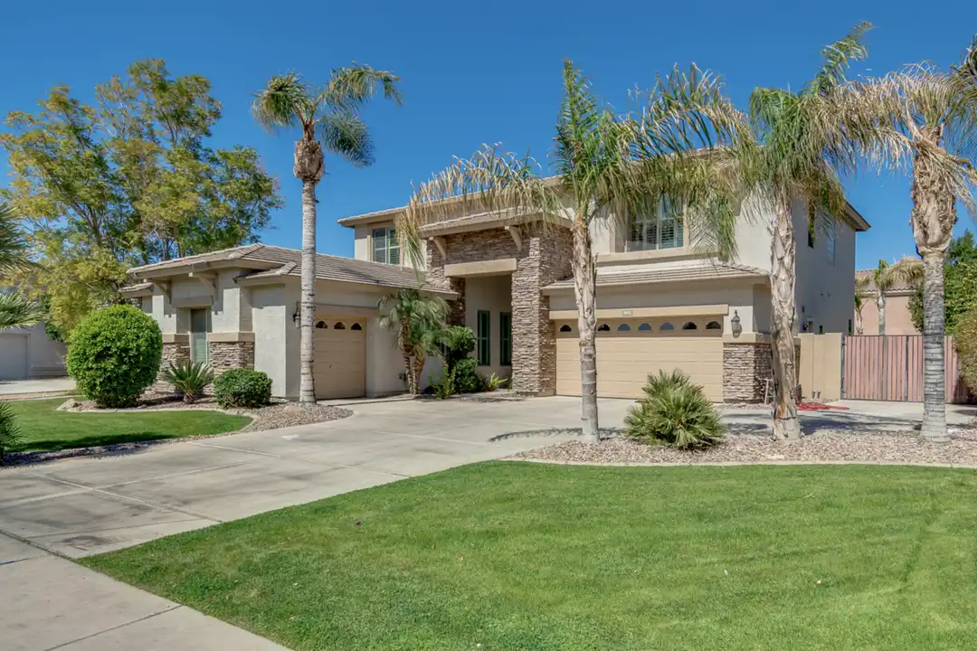 House in Gilbert - View 3