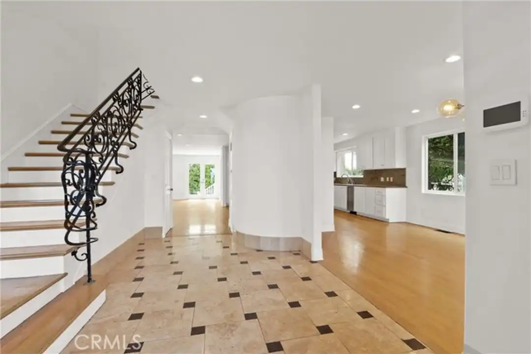 7908 W 81st St - View 4