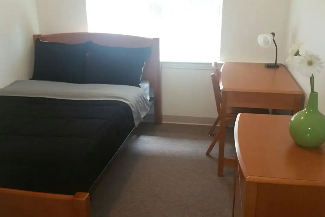 Arcadia Apartments - View 4