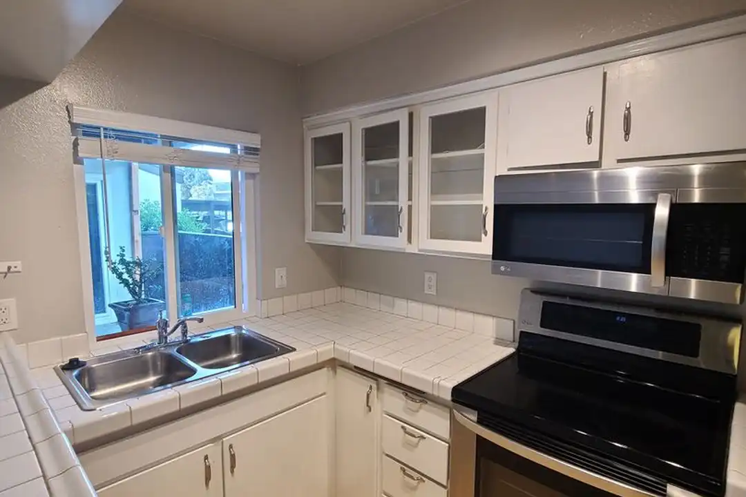 1357 Caminito Gabaldon unit B - View 3