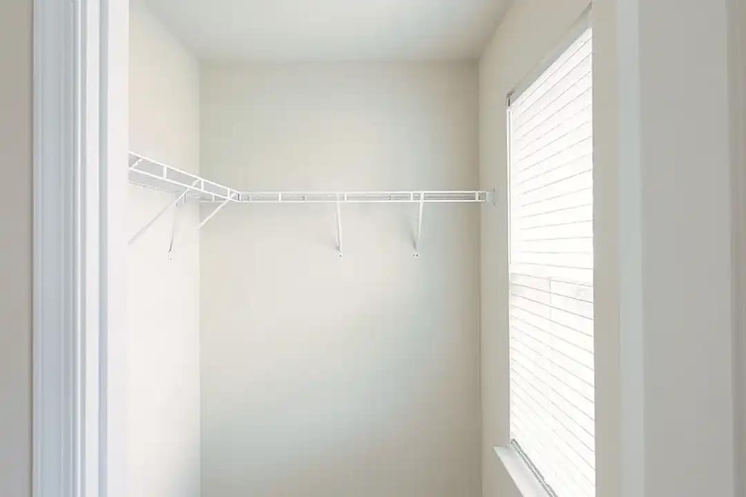 Enclave at Millwood – photo 1 of 17