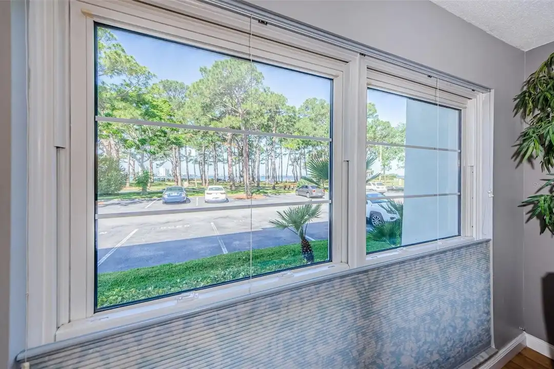 2700 Bayshore Blvd #6104 - More