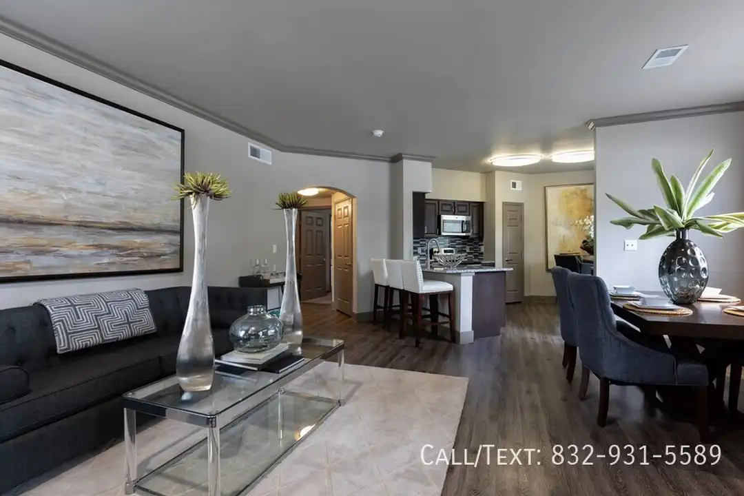12029 Sawmill Rd - View 4