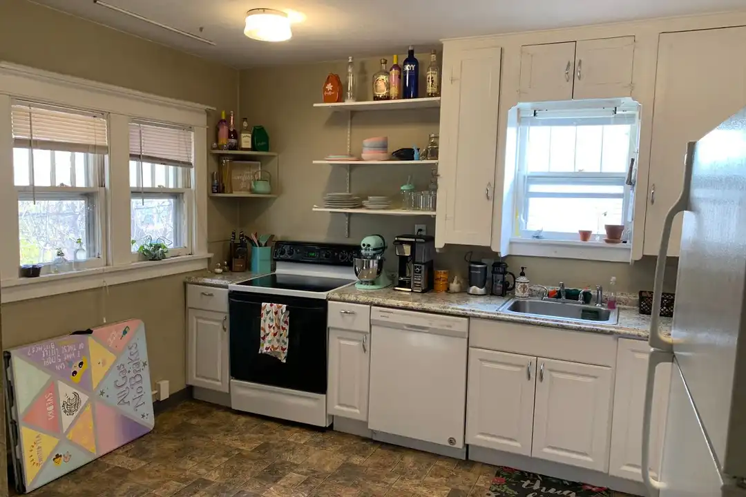 1916 8th Ave unit 1 - More