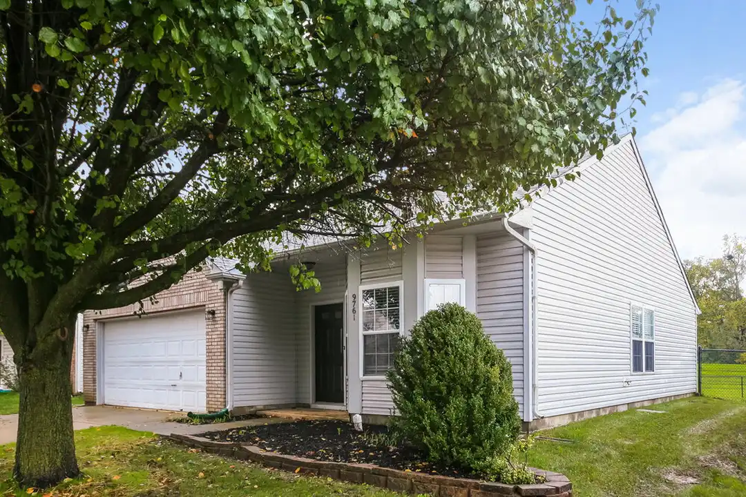 9761 Trail Dr - View 4