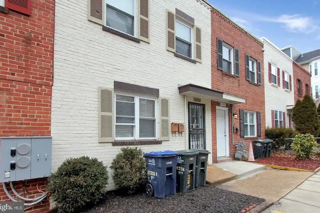 2538 9th St NW #B - View 2