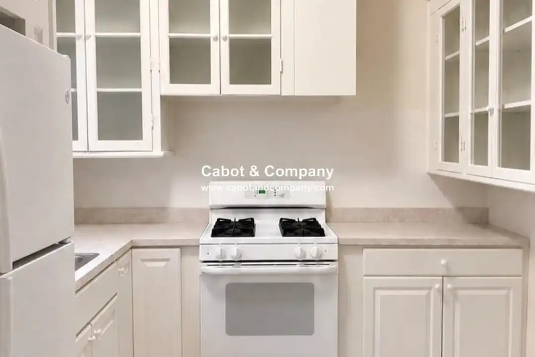 8 Fairfield St - View 5
