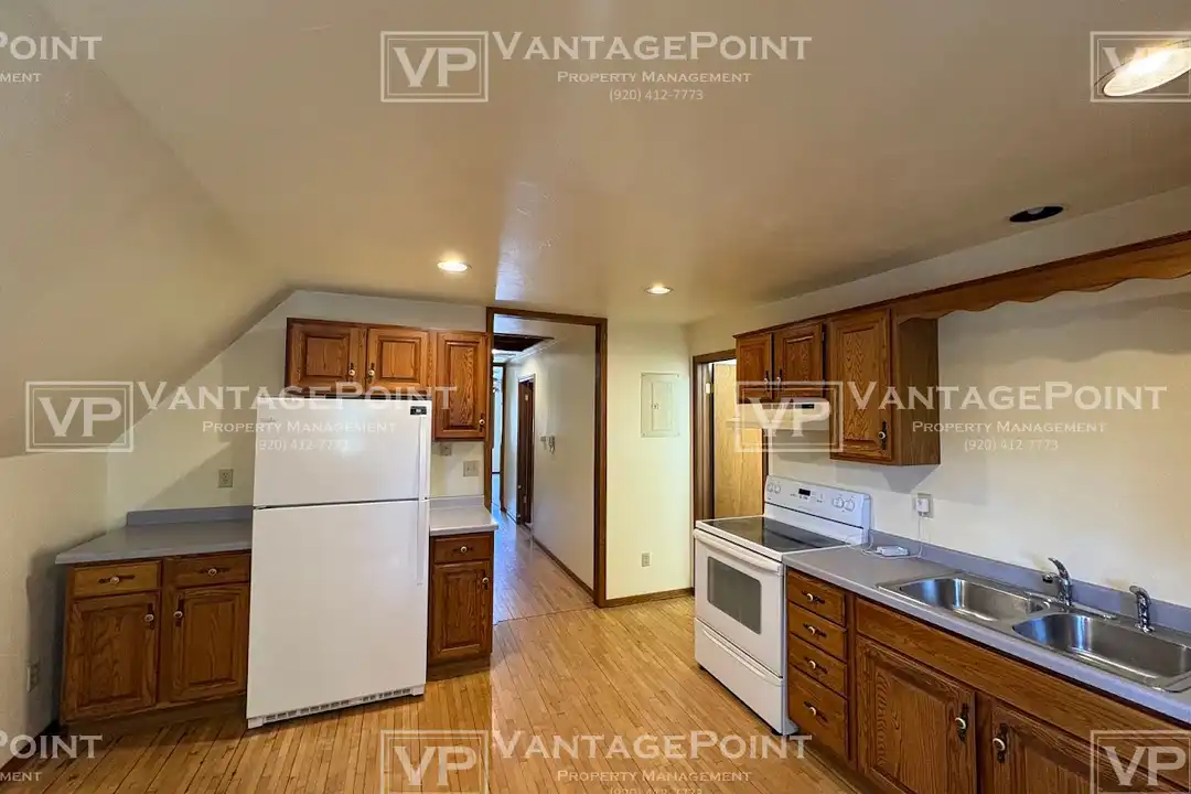 114 N Ontario St - View 5