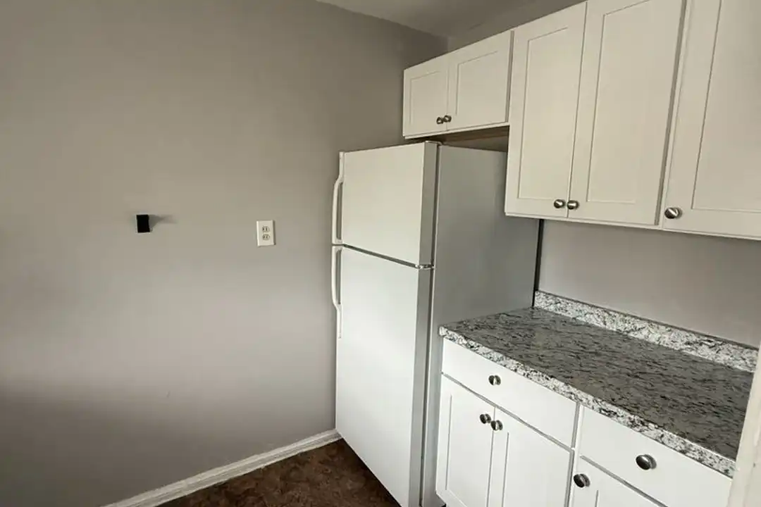 712 E Chester Pike unit Unit A - View 5