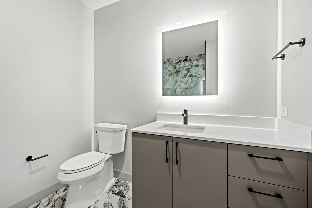 Apartment in Chicago - View 4