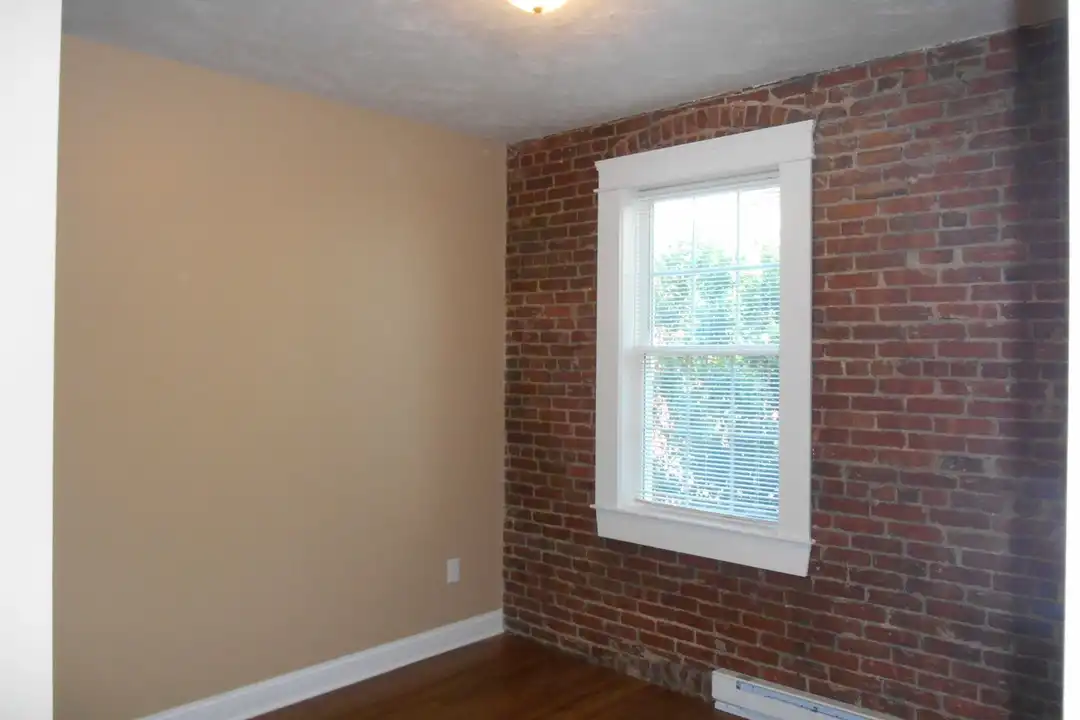 100 Knight St unit Unit #1 - View 2