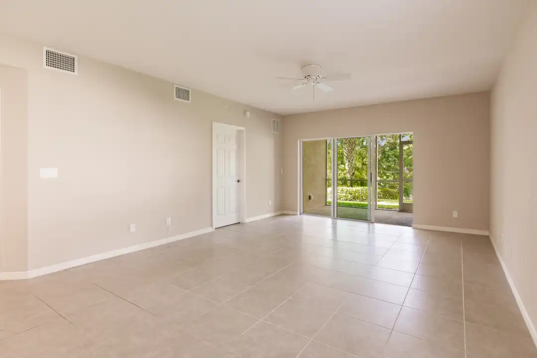 27490 Palmesta Circle unit 37 - View 6