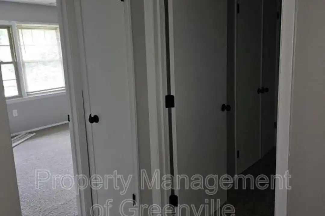 6526 White Horse Rd unit 9A - More