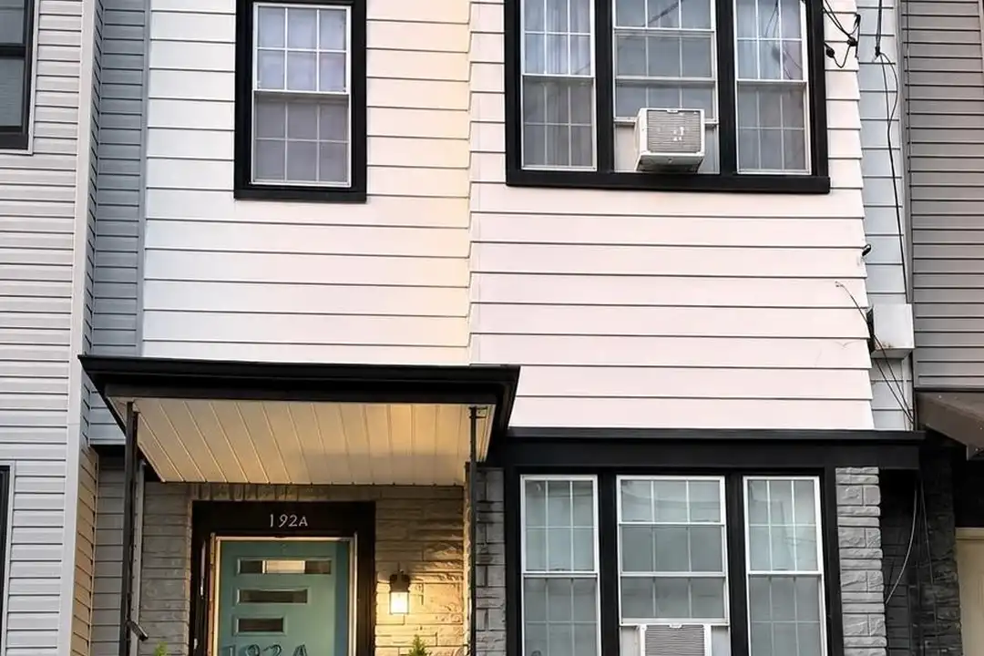192A Bowers St – photo 1