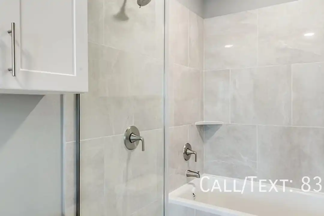 5995 Sienna Pkwy - More