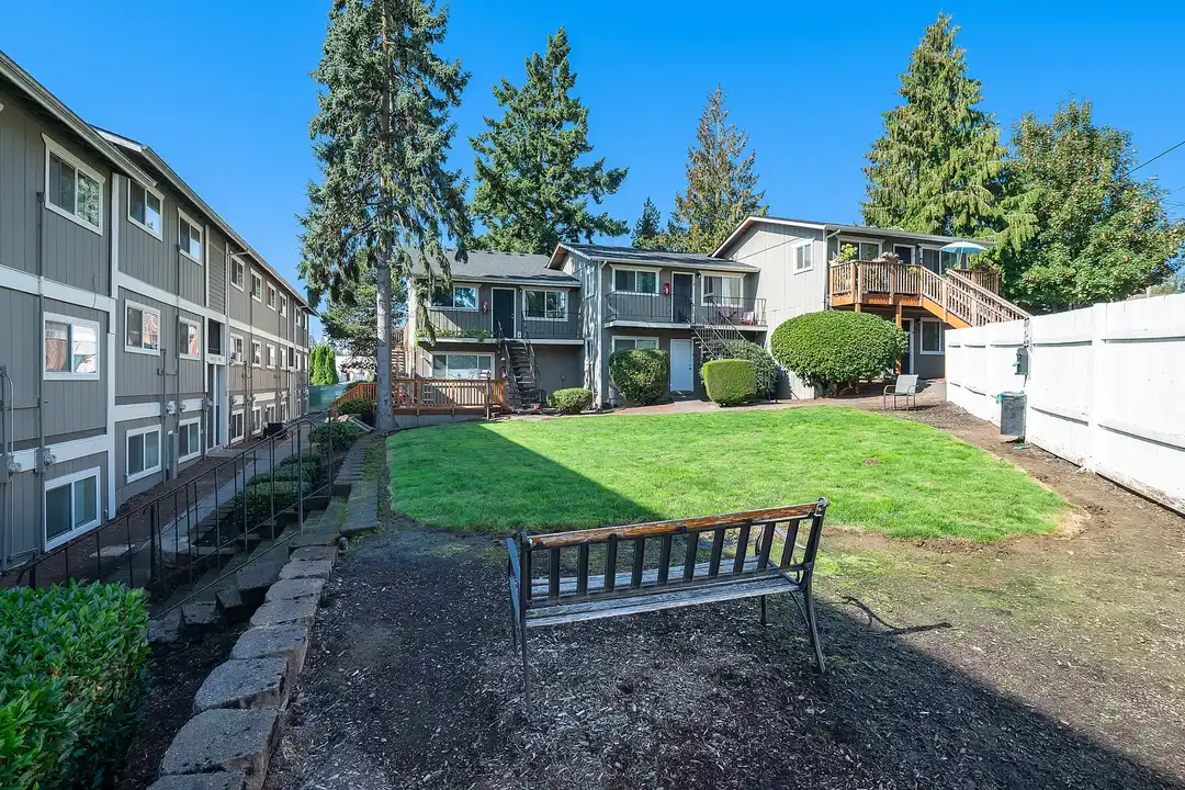 Crestwood Court Apartments - Widok 4