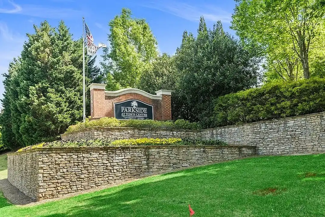 1615 Cobb Parkway North