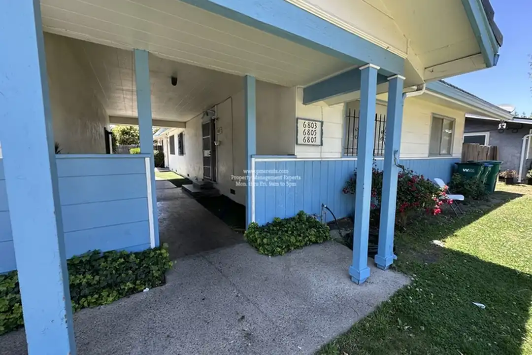 6807 N El Dorado St – photo 1