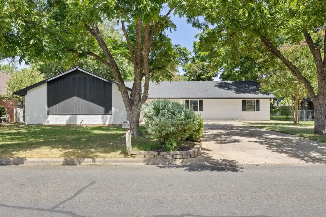 336 Columbine St – photo 1 of 40