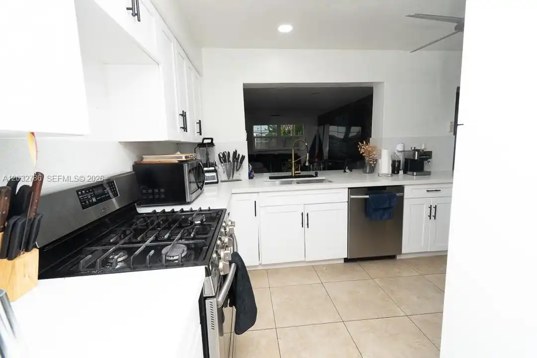 5941 NW 14th Ct unit 1 - View 4