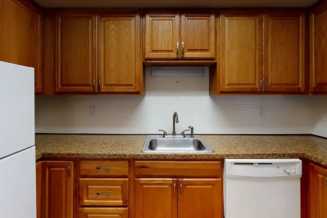 Skytop Village Apartments