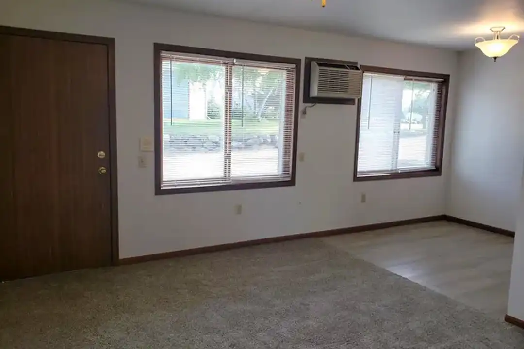 687 Wood Violet Ln – photo 1 of 12