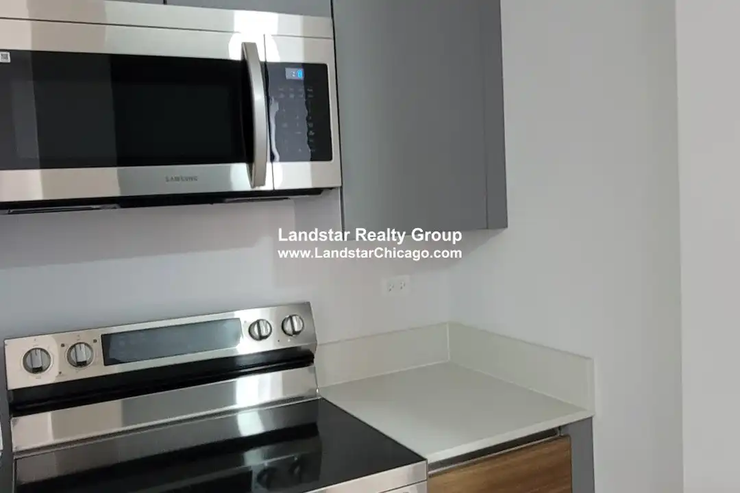 1349 W Estes Ave unit L4 - More