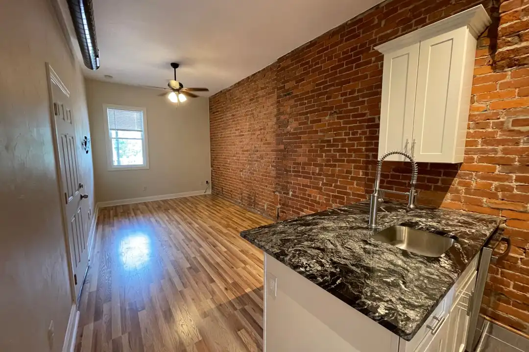 Apartment in Pittsburgh - View 2