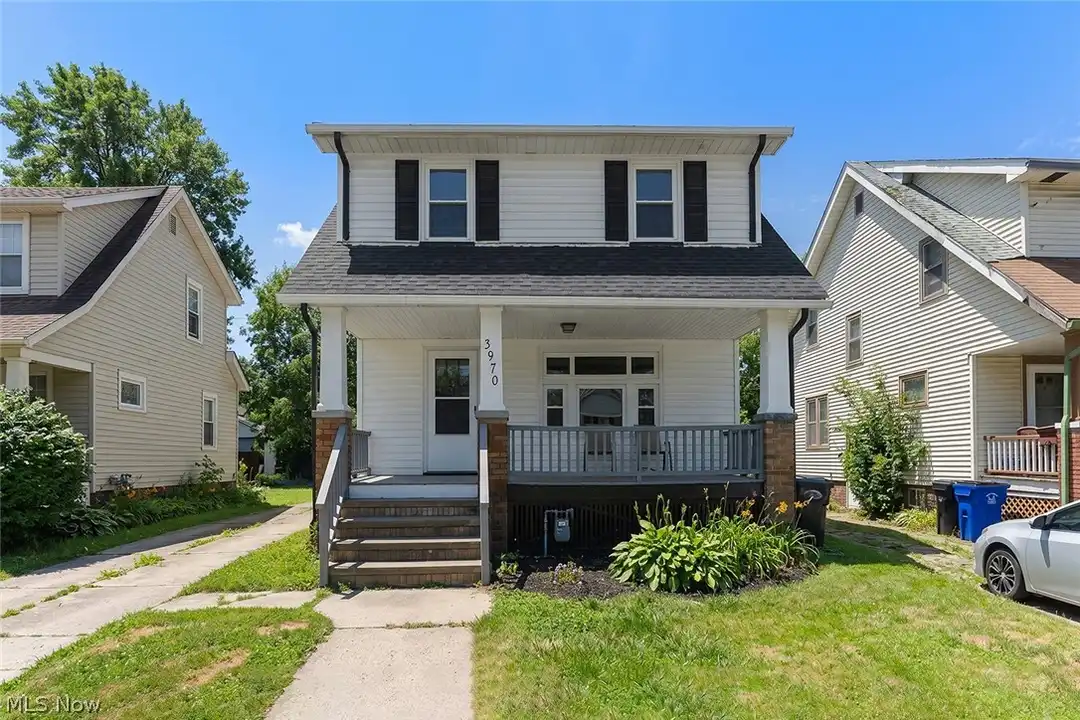 3790 W 116th St – photo 1