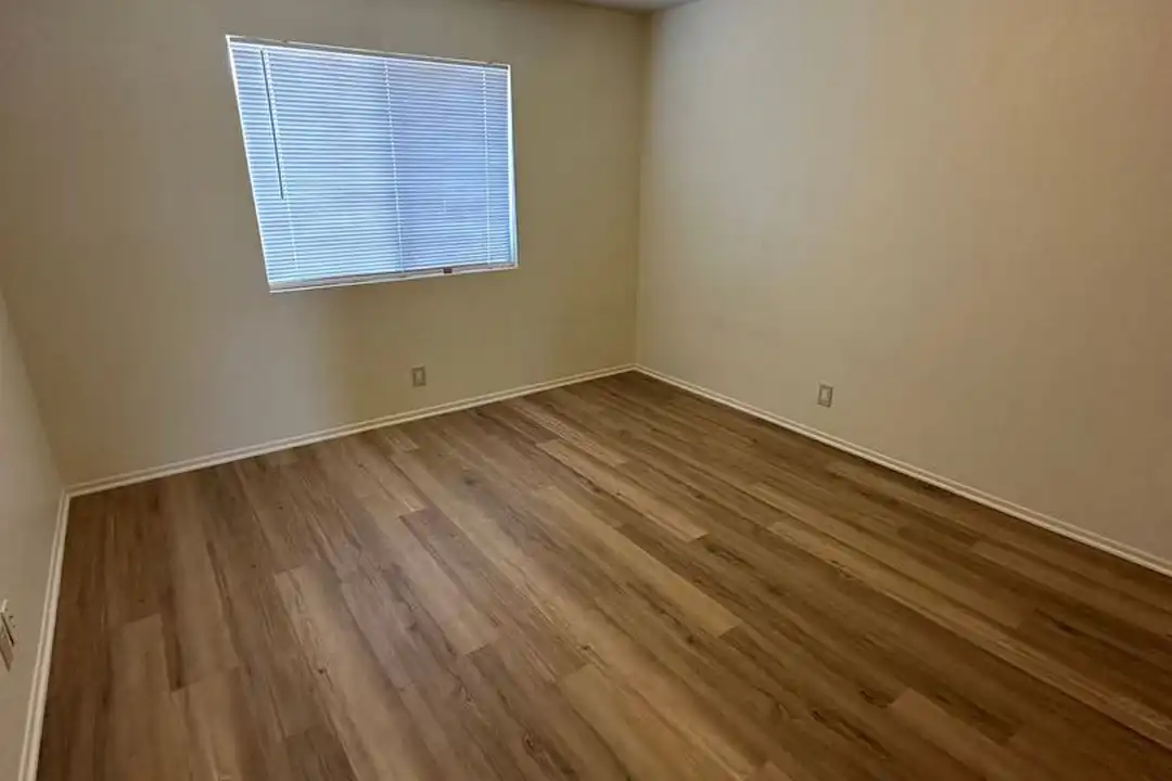15050 Sequoia St unit 06 - View 5