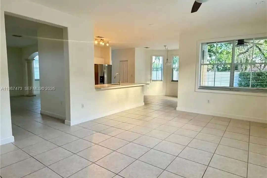 16500 SW 37th St #16500 - View 6