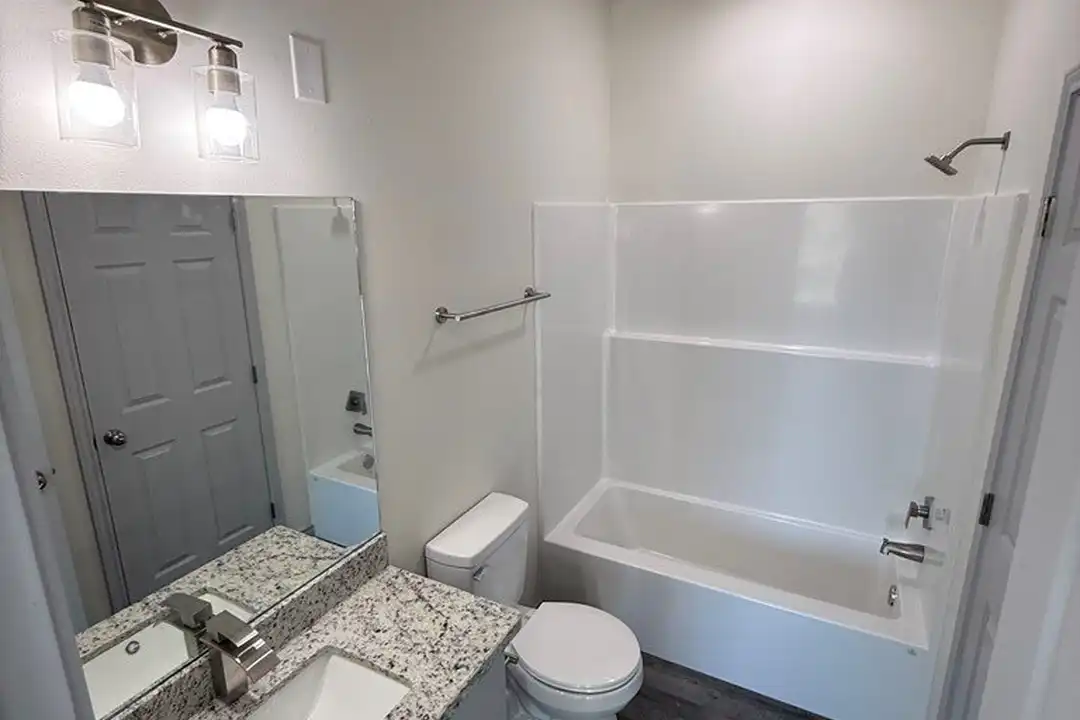 475 Jefferson St - View 4