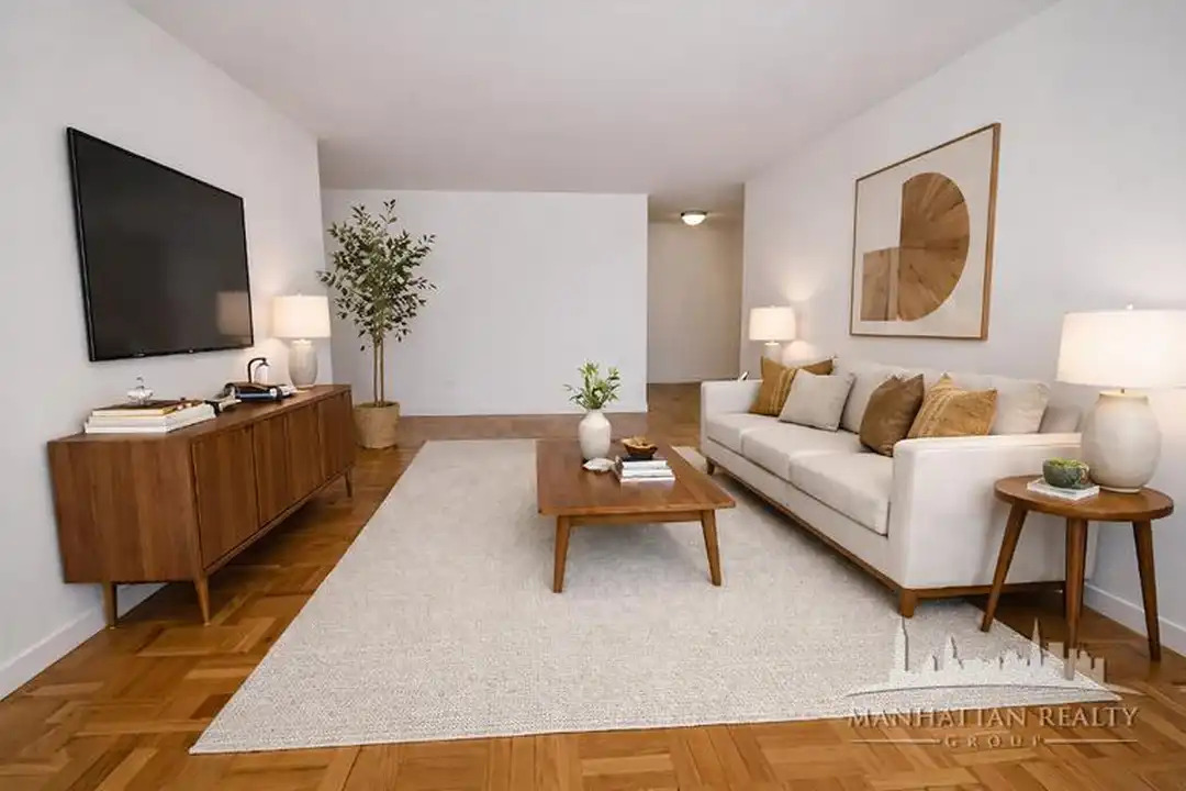 145 4th Ave unit 8F - View 2