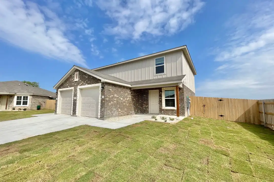1708 Castroville Trl unit 1708 B Castroville - View 2