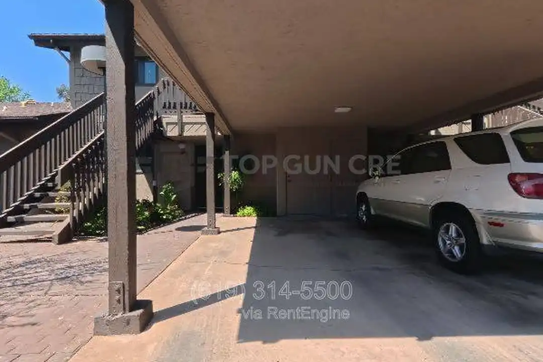 8356 Via Sonoma unit B – pohled 2