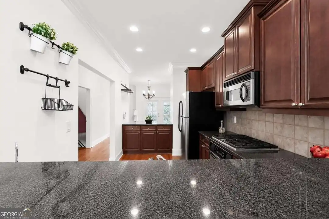 5490 Glenridge Park NE #5490 - View 6