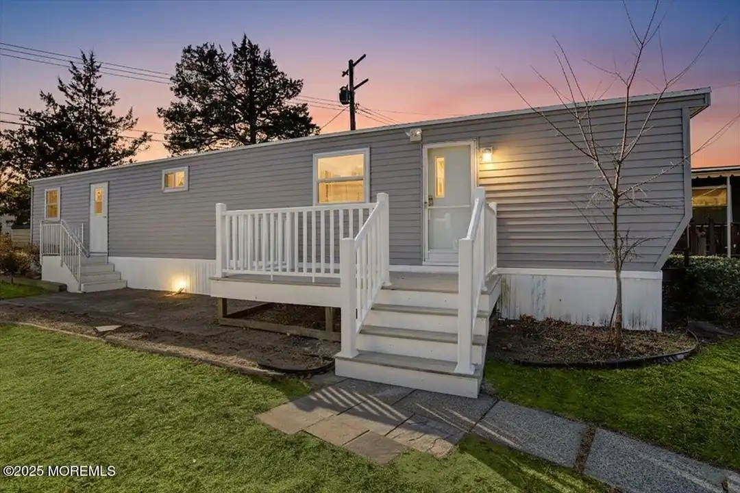 114 Cookstown New Egypt Rd #C7 – photo 1 of 29