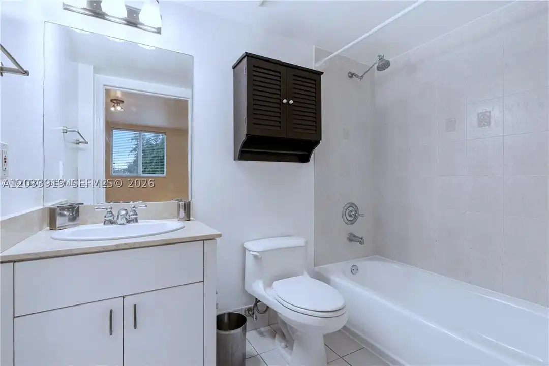 8888 Collins Ave unit 314 - View 2