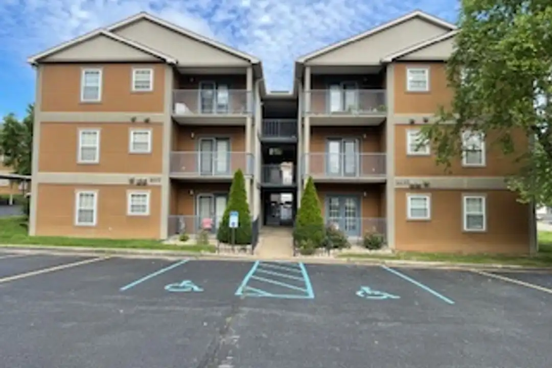 2037 Pear Tree Ct unit 2097-5 – photo 1