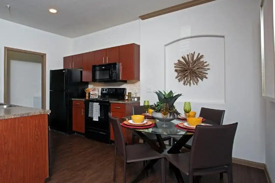 10601 Menchaca Rd - View 4